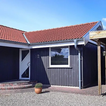 Holiday home Holiday V *